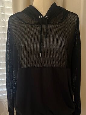 Black Mesh Panel Hoodie - Soho Sport Women’s Pullover
